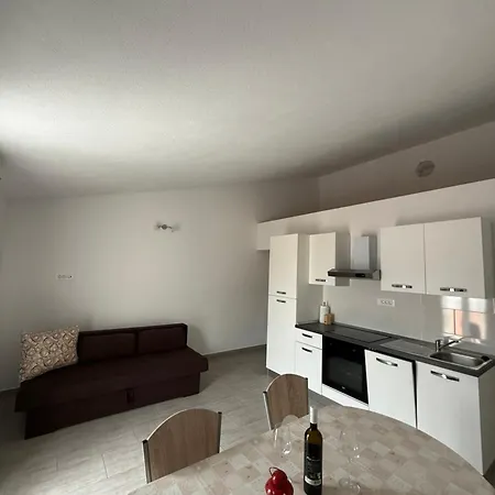 Vukelja Apartamento *
