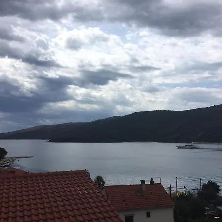 Vukelja Apartamento *