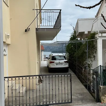 Vukelja Apartmán Marina